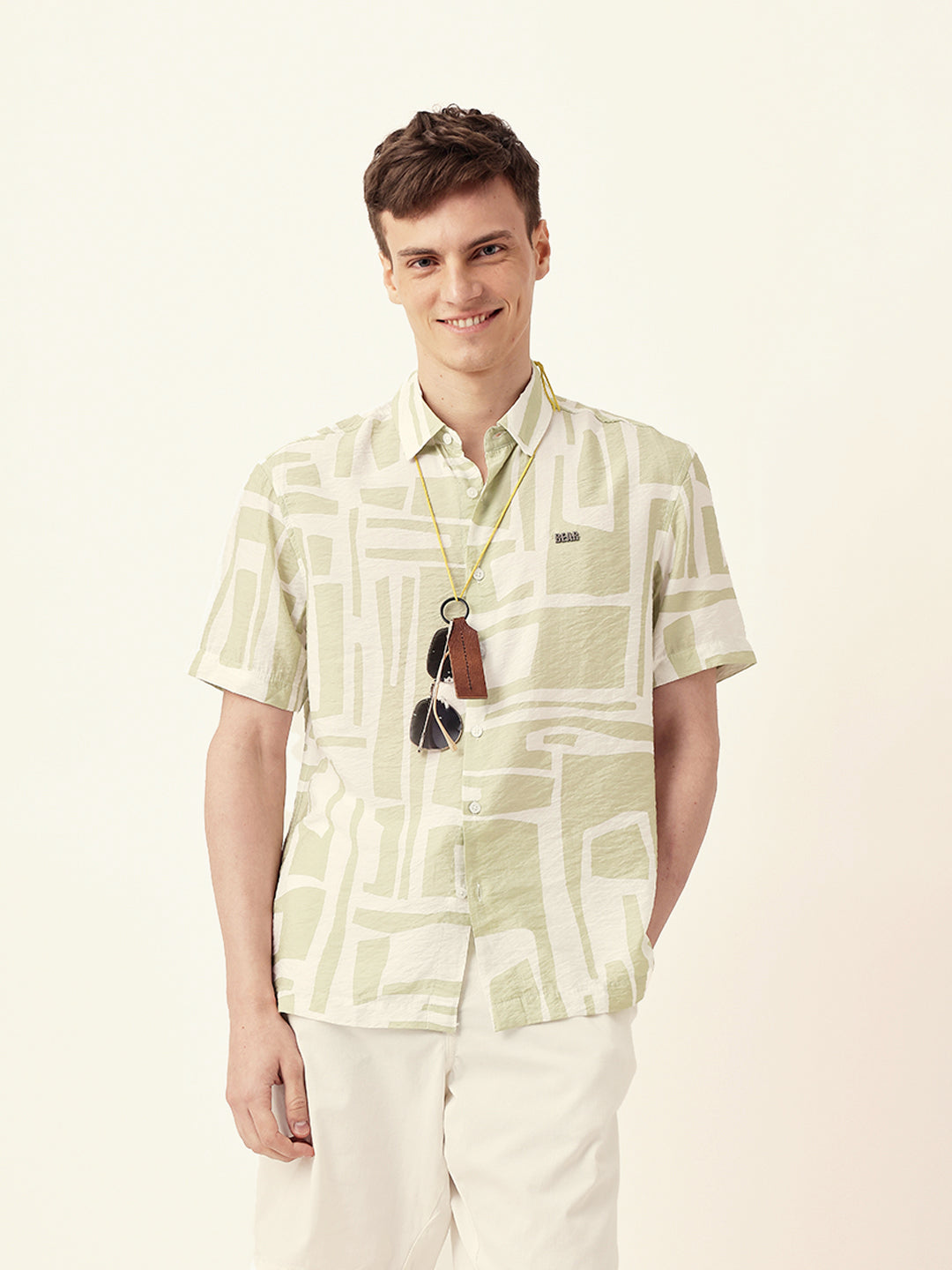 White & Green Relaxed Fit Abstract Stroke Print Half Sleeve Casual Shirt