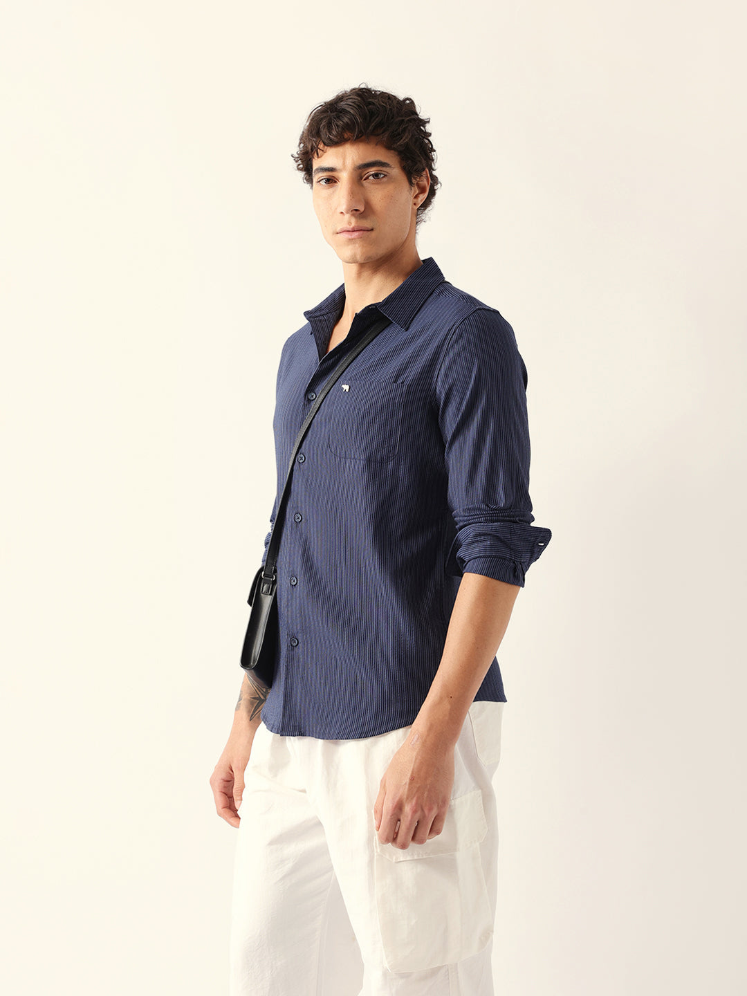 Blue Slim Fit Casual Shirt with Vertical Pine Stripes