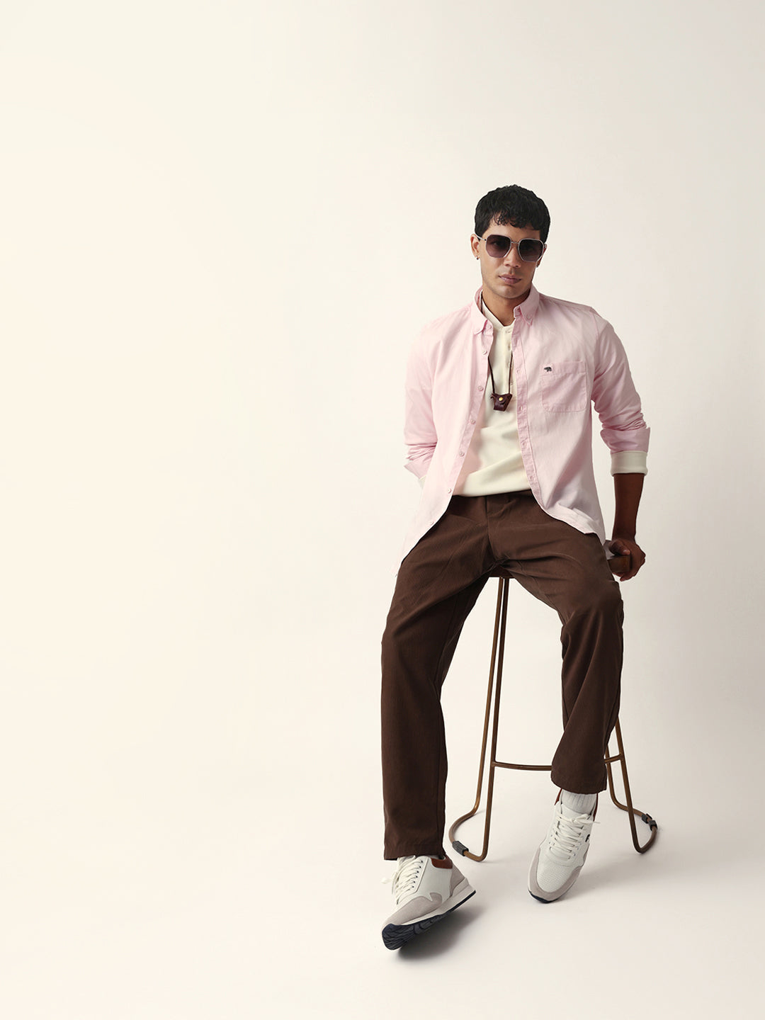 Pink Solid Slim-Fit Casual Shirt with Button-Down Collar