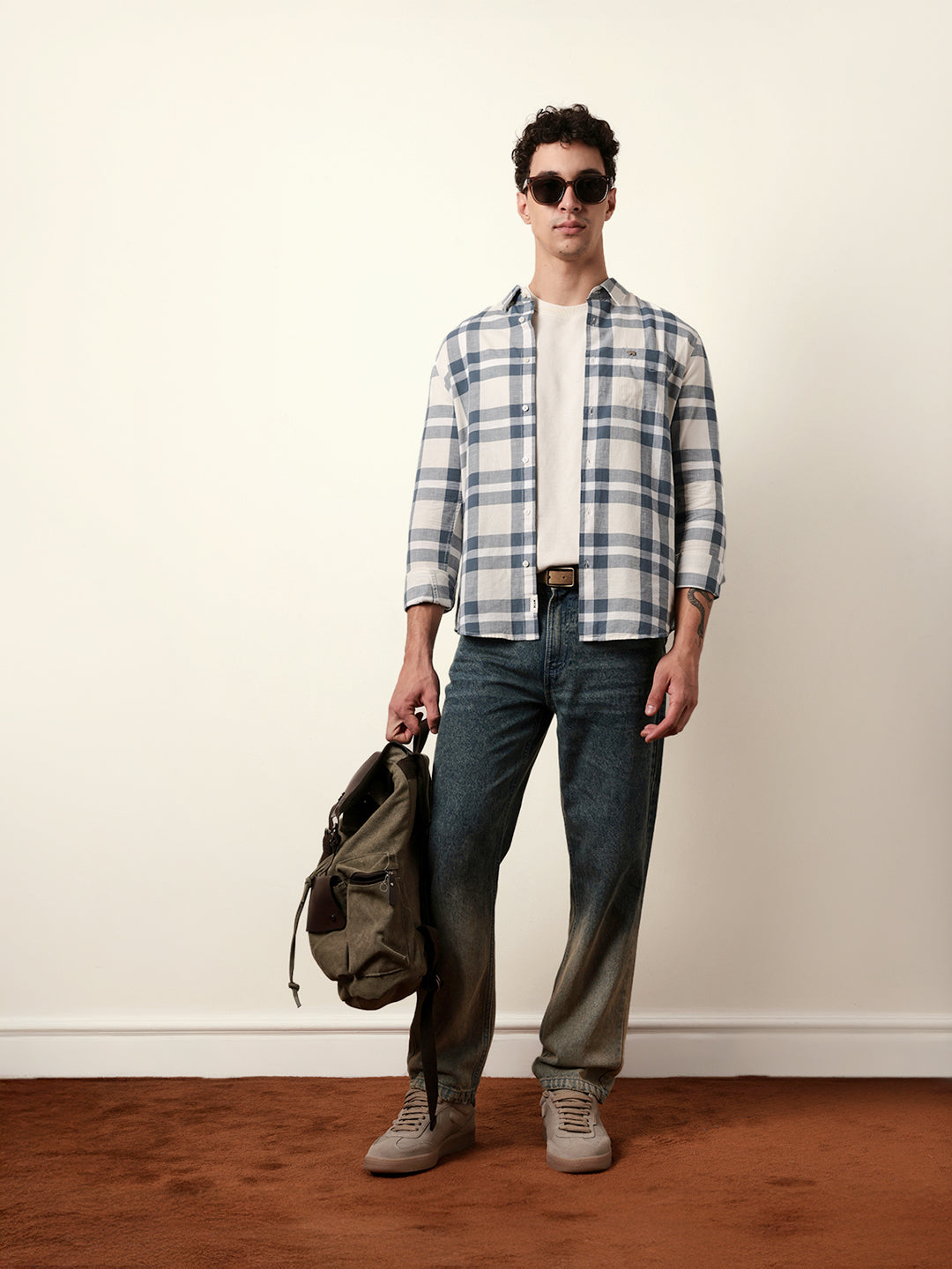 Off white Blue Pink Woven Tartan Checked Slim Fit Casual Shirt