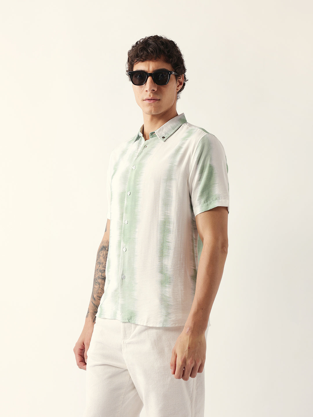 White & Green Vertical Brushstroke Print Regular Fit Casual Shirt