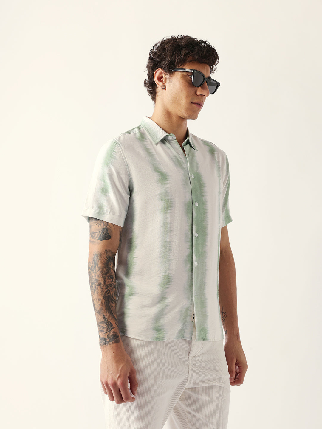 White & Green Vertical Brushstroke Print Regular Fit Casual Shirt