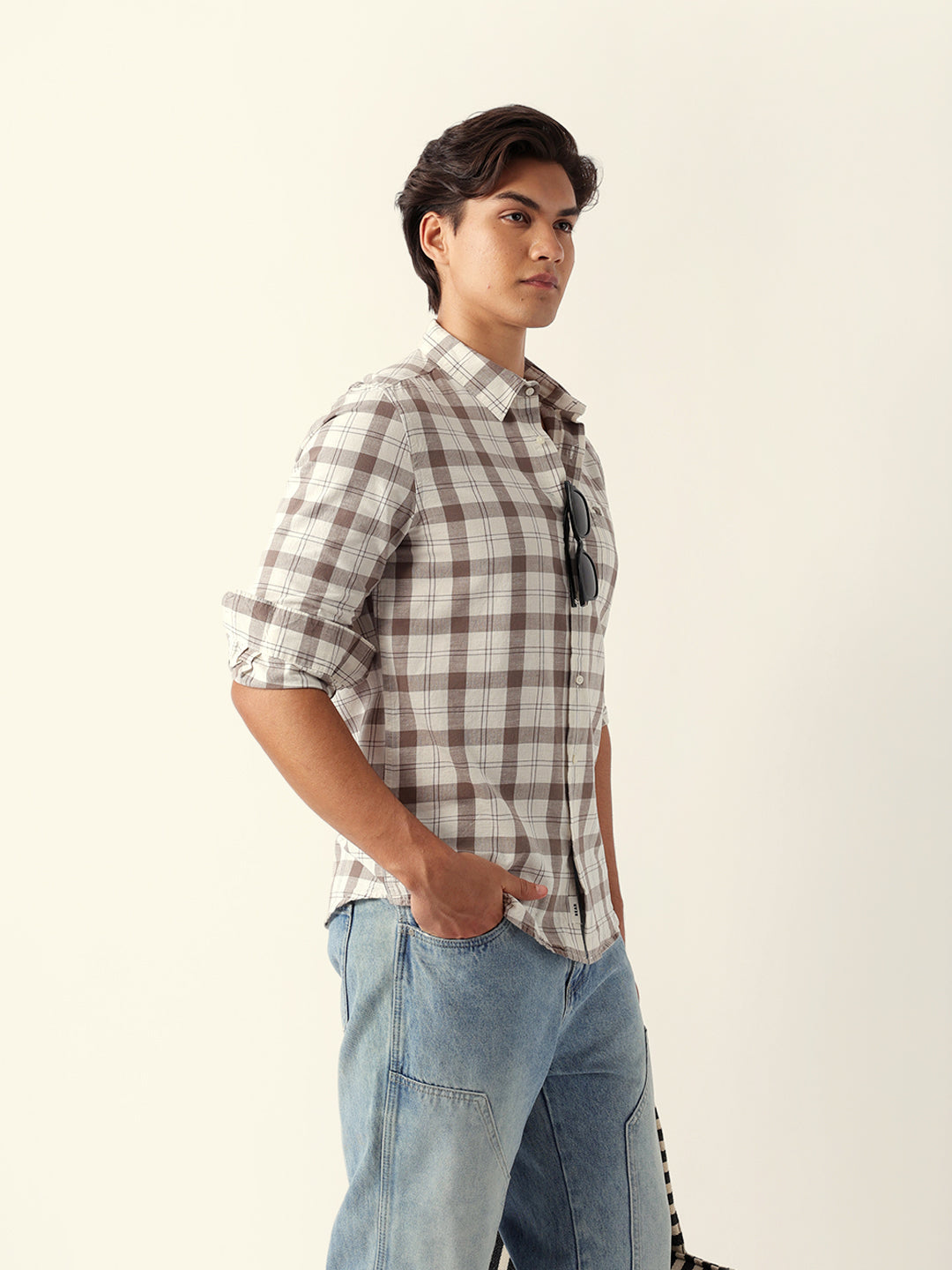 Cream & Brown Woven Checked Slim Fit Casual Shirt