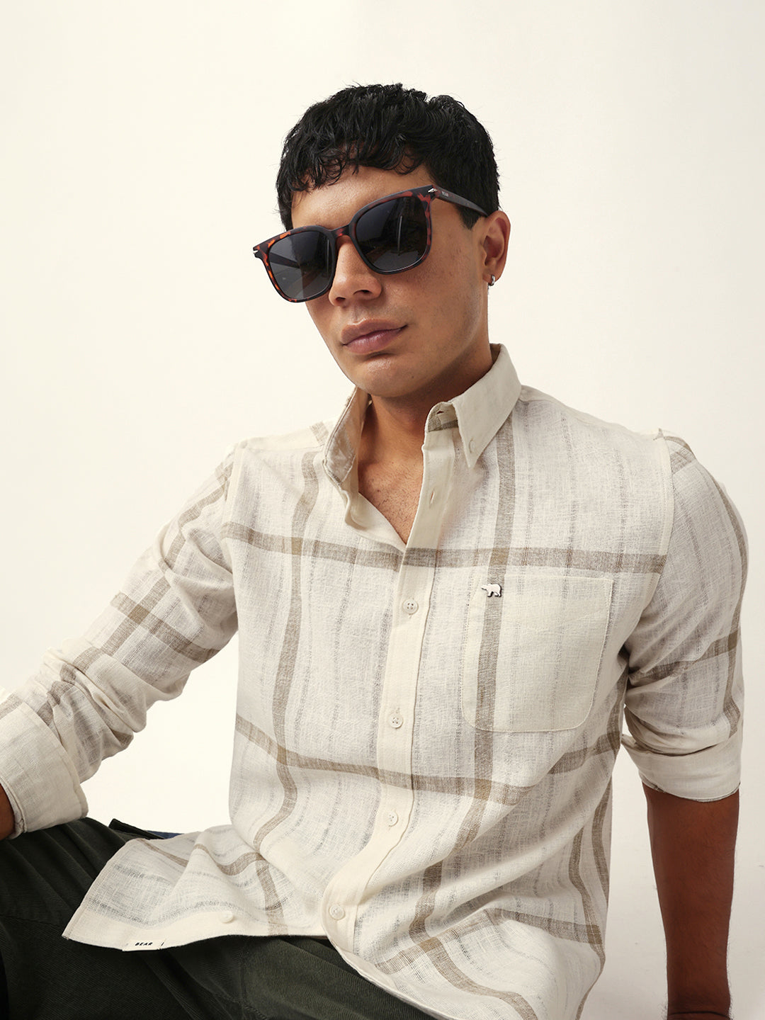 Cream & Beige Woven Checked Slim Fit Casual Shirt with Button-Down Collar