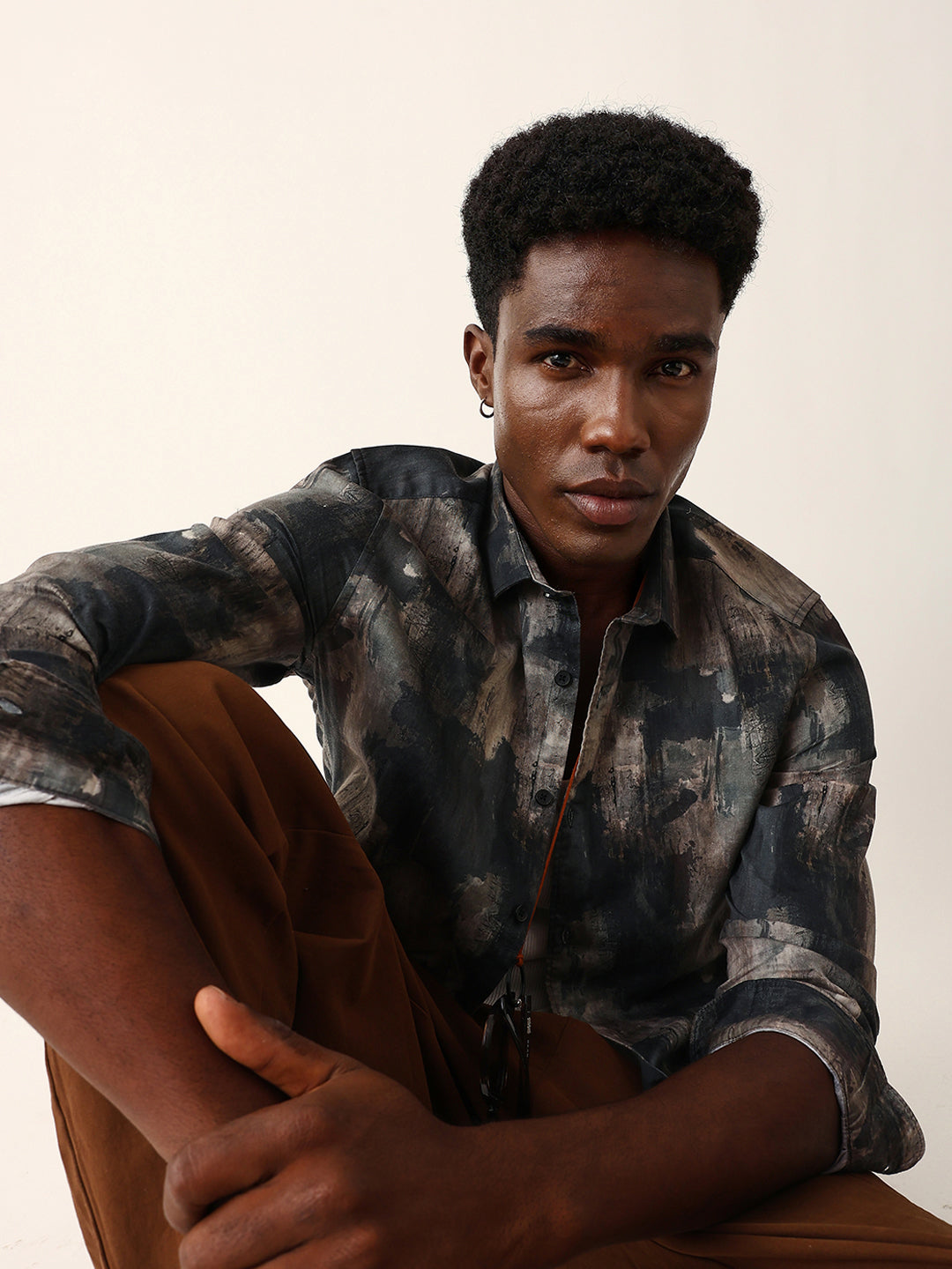 Multicolor Abstract Brushstroke Printed Slim Fit Casual Shirt