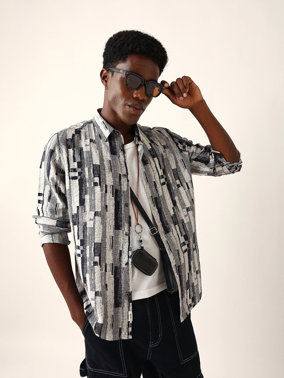 Black & Off-White Abstract Textured Printed Regular Fit Casual Shirt