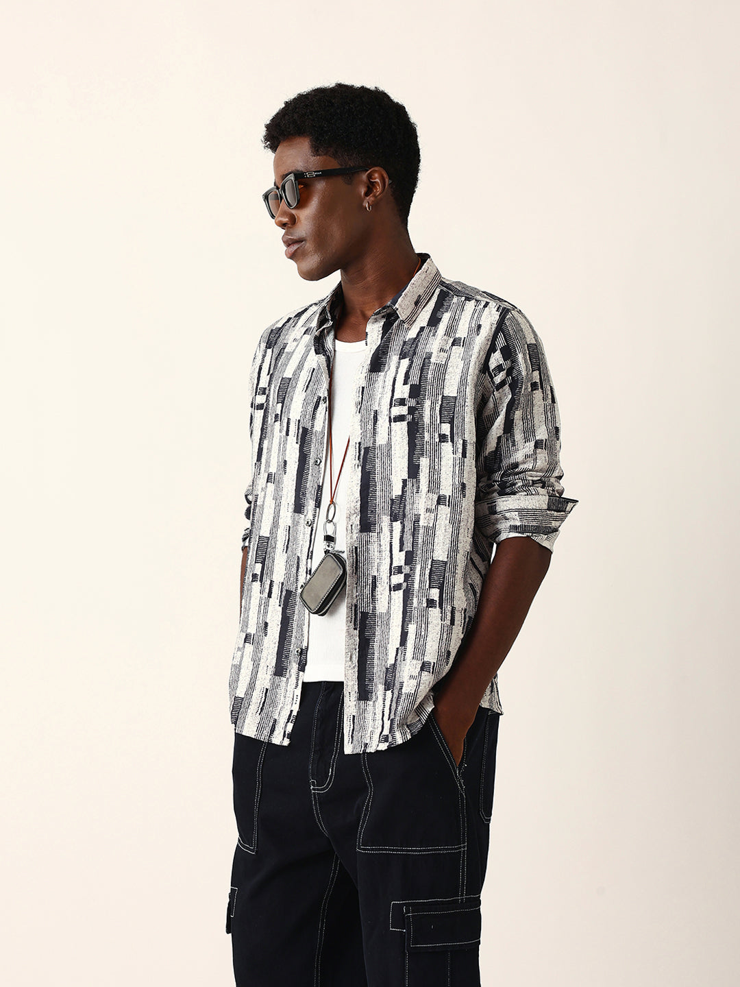 Black & Off-White Abstract Textured Printed Regular Fit Casual Shirt