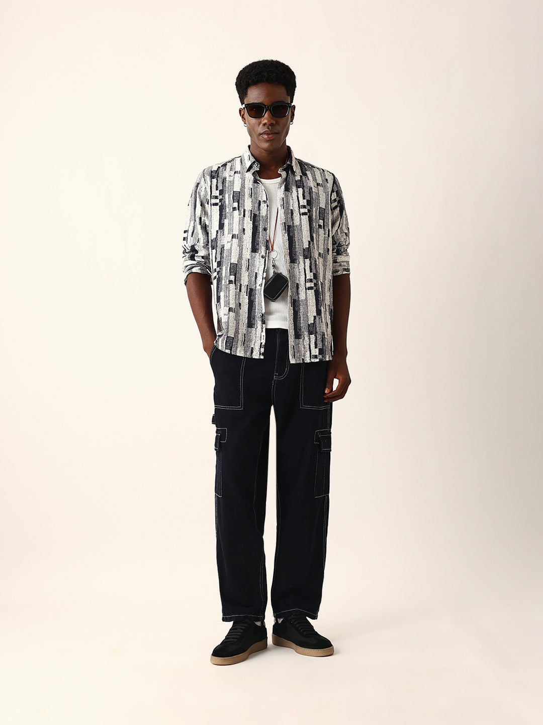 Black & Off-White Abstract Textured Printed Regular Fit Casual Shirt