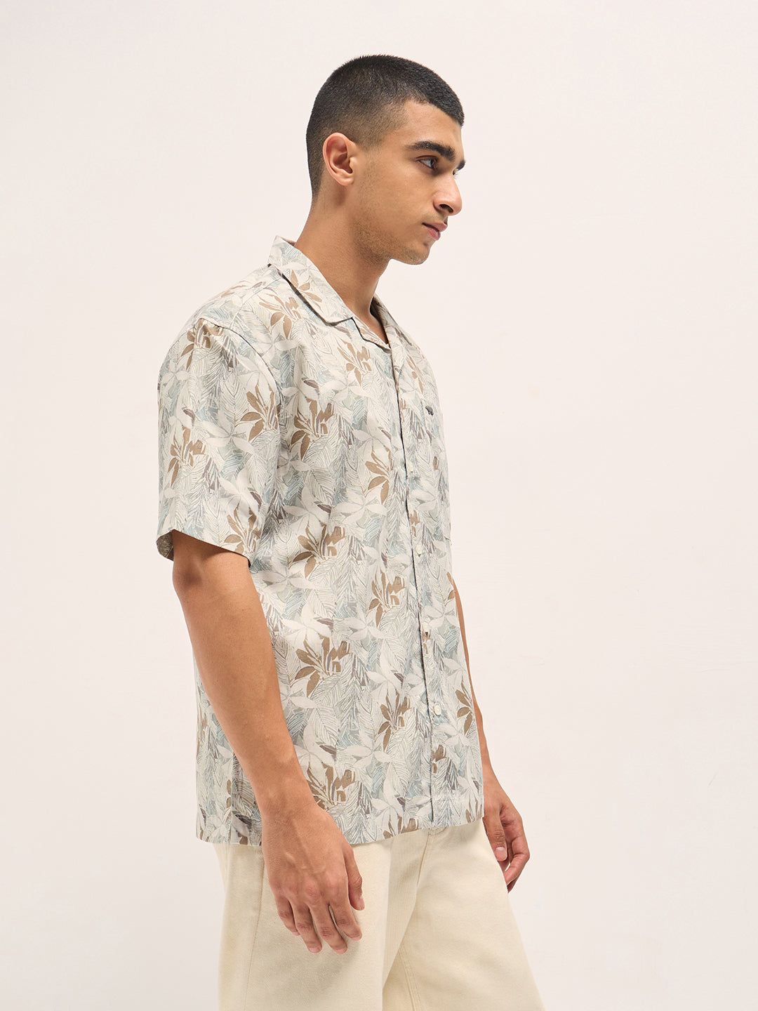 Multicolor Tropical Leaf Print Oversized Fit Half Sleeve Shirt