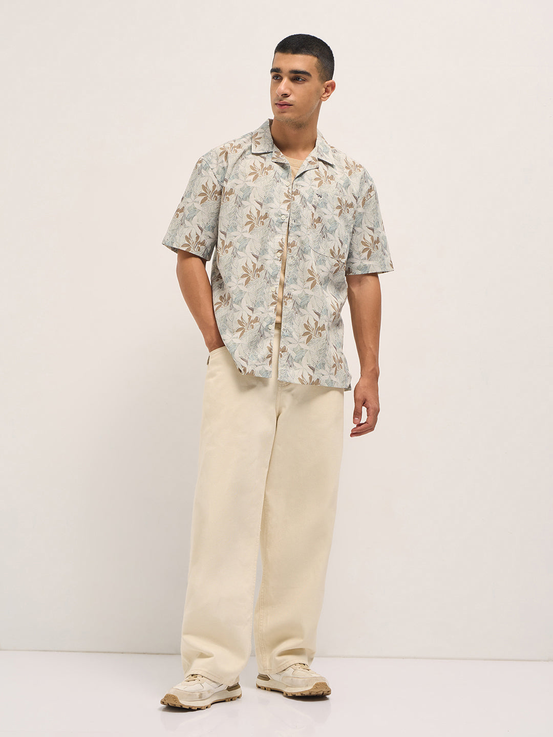 Multicolor Tropical Leaf Print Oversized Fit Half Sleeve Shirt