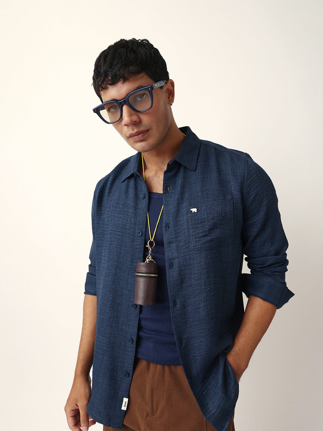 Blue Textured Solid Slim Fit Casual Shirt