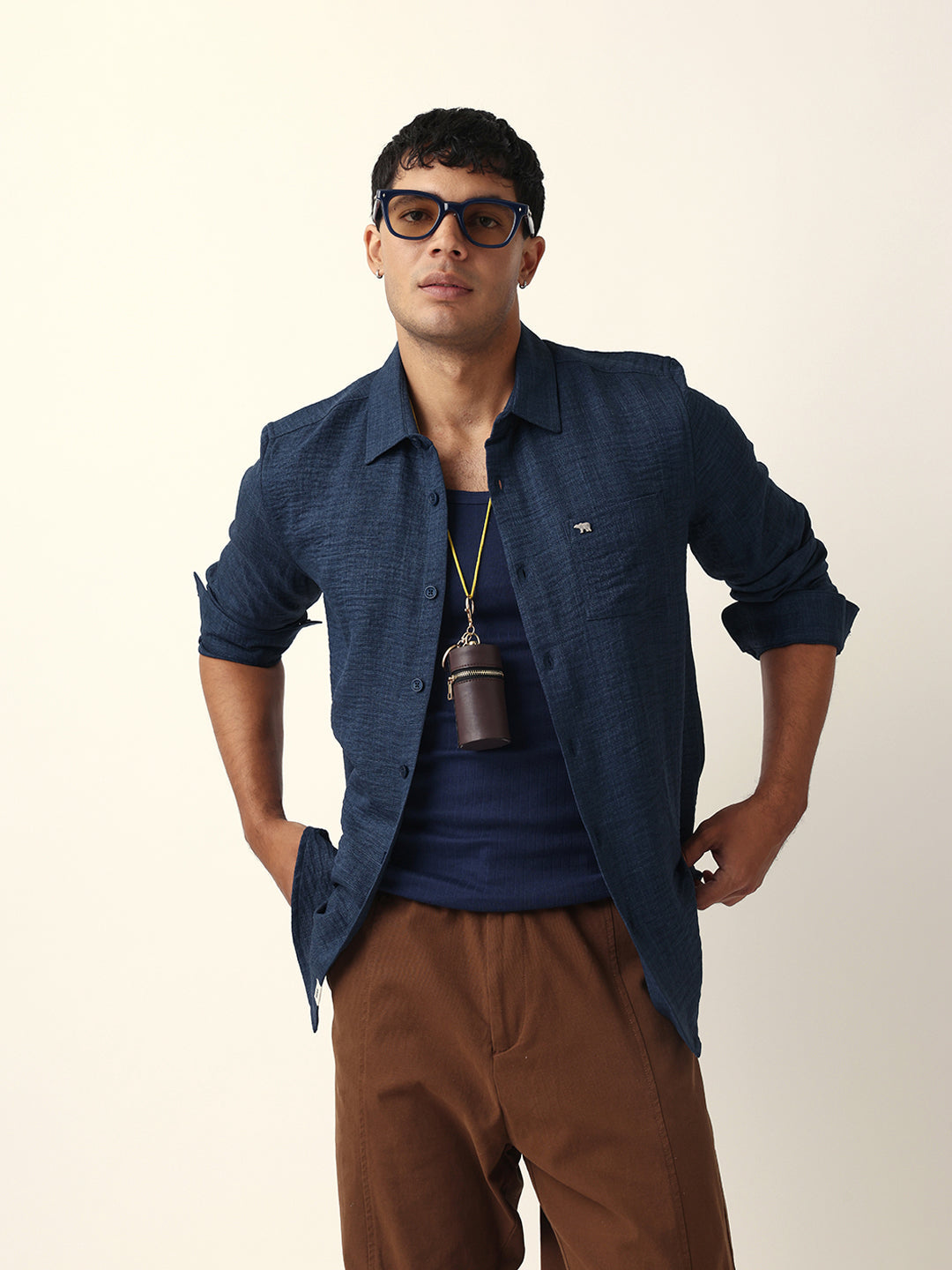 Blue Textured Solid Slim Fit Casual Shirt