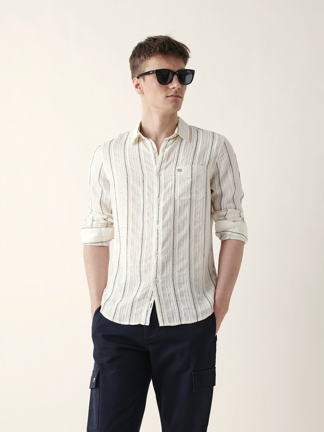 White Vertical Seersucker Pinstripe Slim Fit Casual Shirt