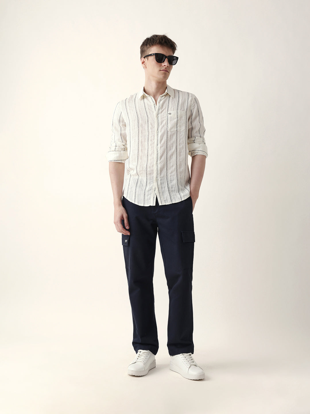 White Vertical Seersucker Pinstripe Slim Fit Casual Shirt