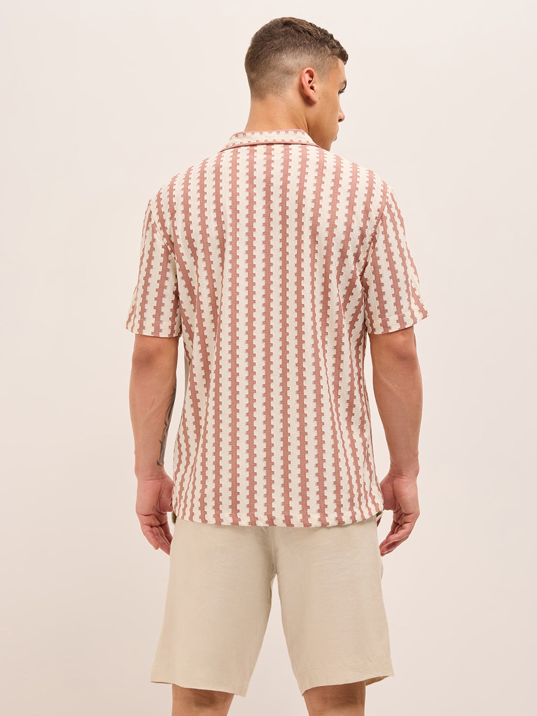 Pink Geometrical Woven Self-Design Relaxed Fit Casual Shirt