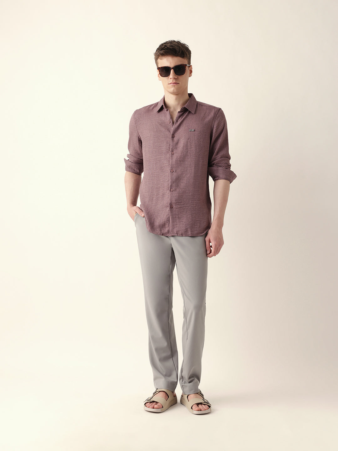 Pink Woven Textured Slim Fit Casual Shirt