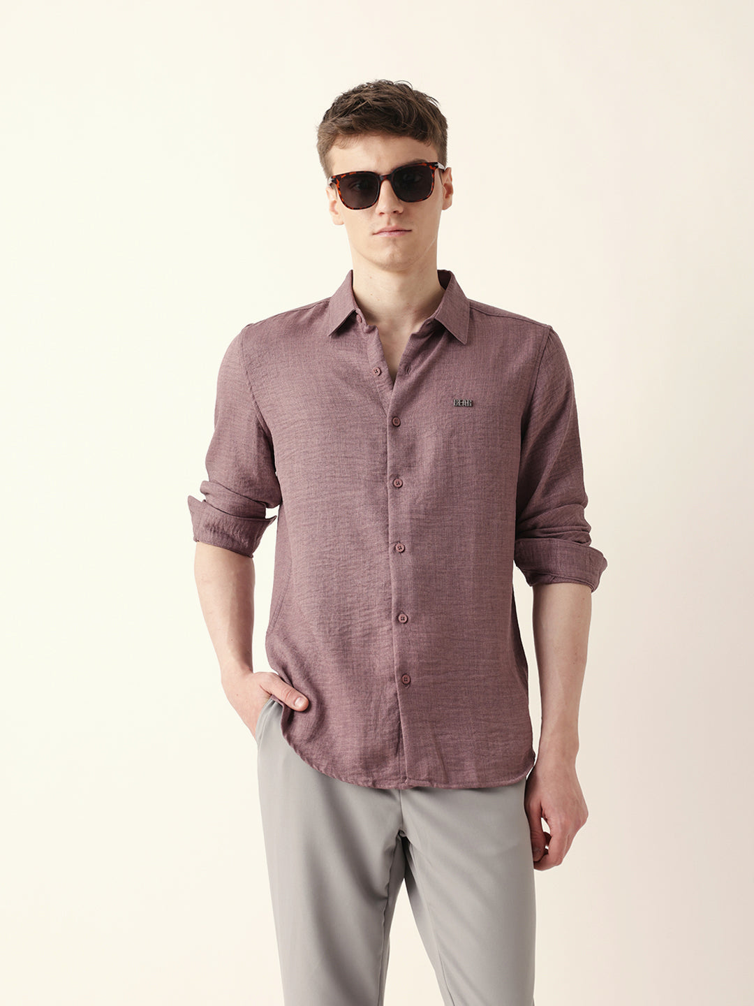 Pink Woven Textured Slim Fit Casual Shirt