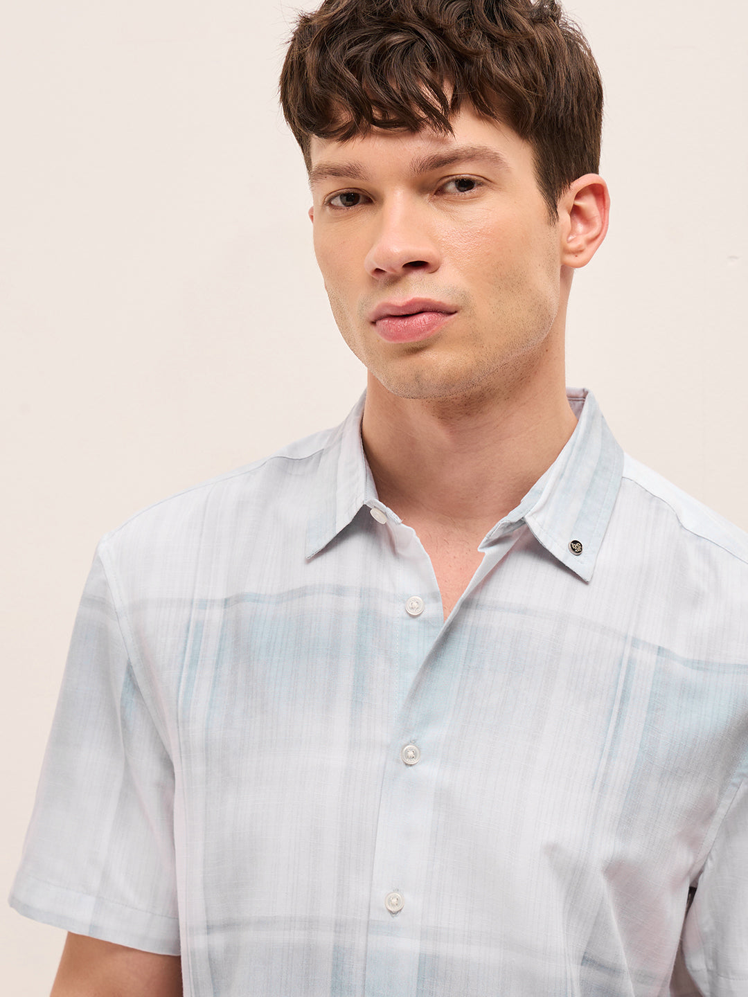 Blue & White Geometric Check Print Relaxed Fit Casual Shirt