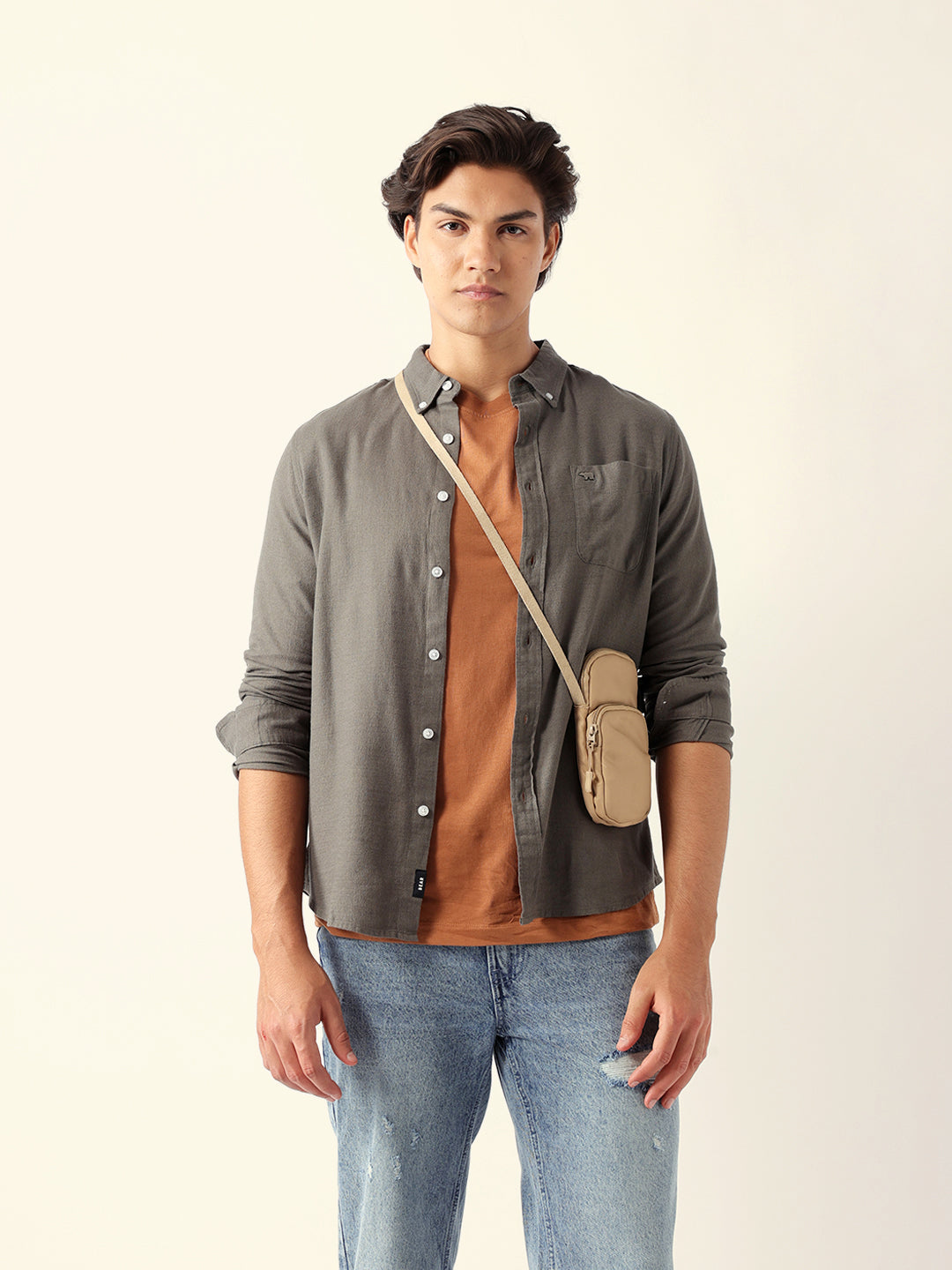 Olive Solid Slim Fit Cotton Casual Shirt