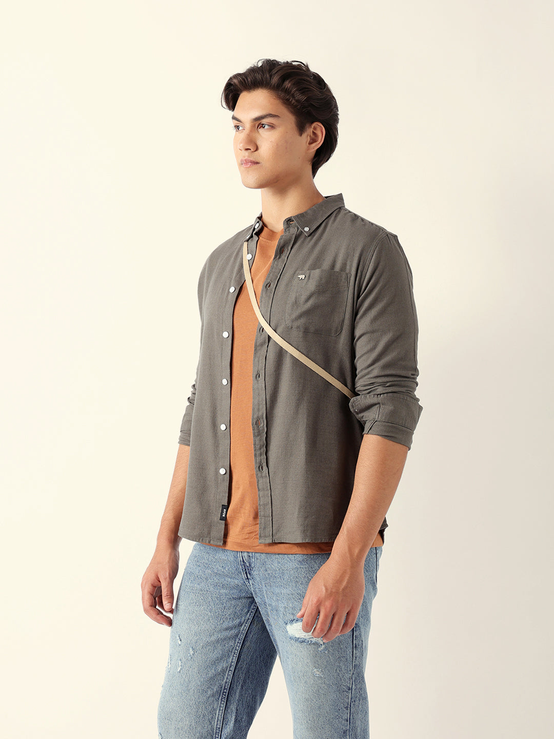 Olive Solid Slim Fit Cotton Casual Shirt