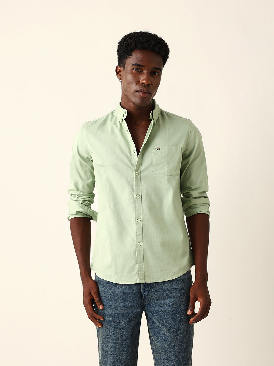 Light Green Solid Slim-Fit Casual Shirt with Button-Down Collar