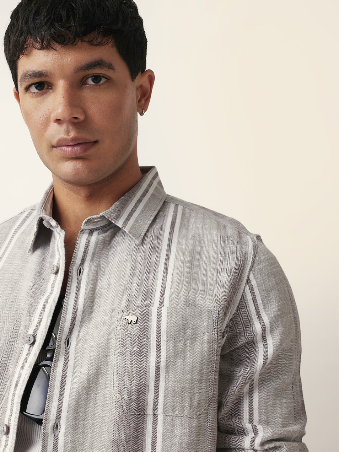 Grey & White Herringbone Striped Slim Fit Casual Shirt
