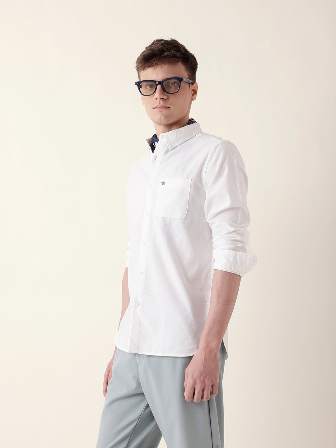 White Solid Slim-Fit Casual Shirt with Button-Down Collar