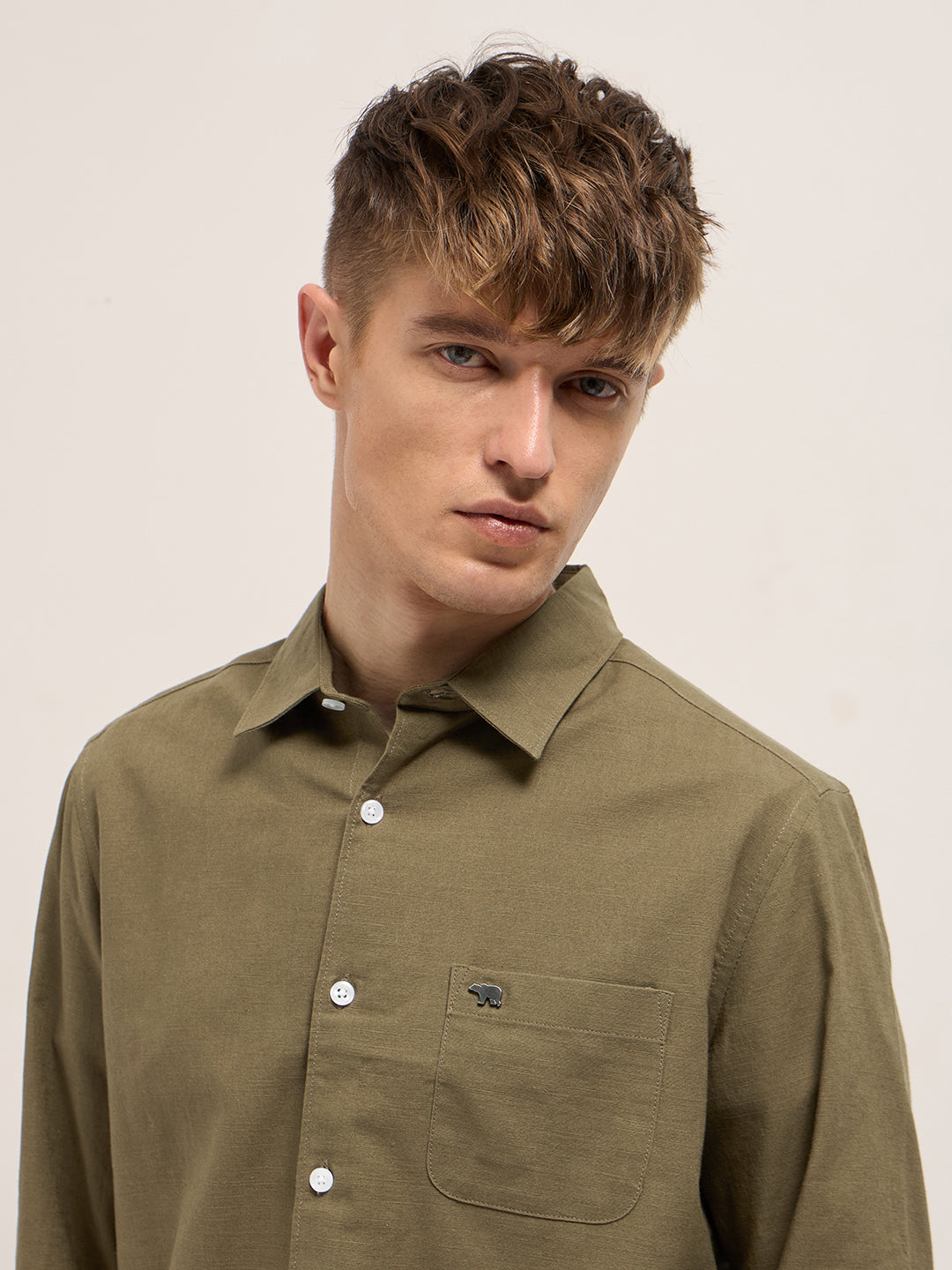 Dark Green Cotton Linen Slim Fit Solid Casual Shirt