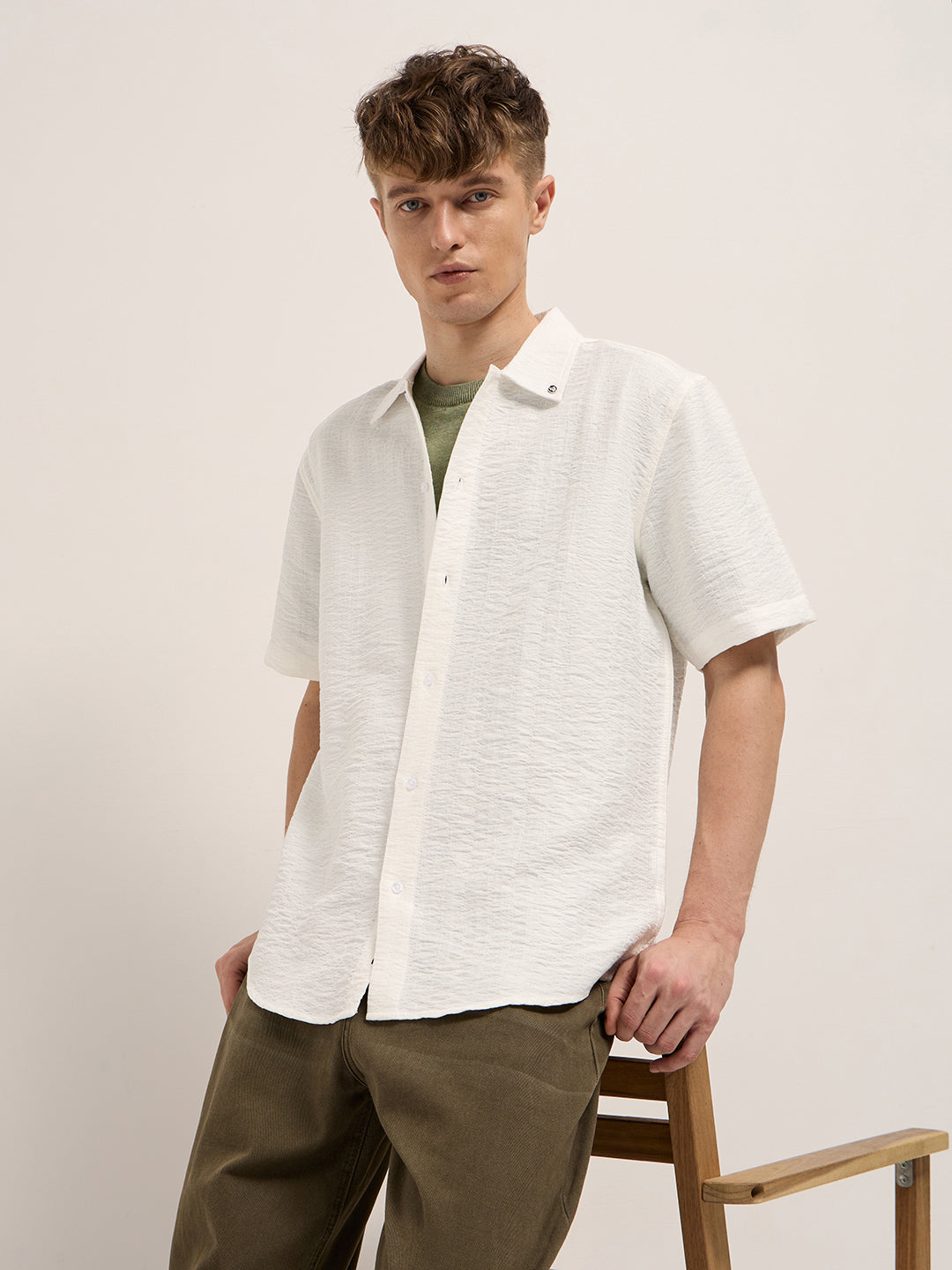 White Crinkled Textured Regular Fit Half-Sleeve Casual Shirt