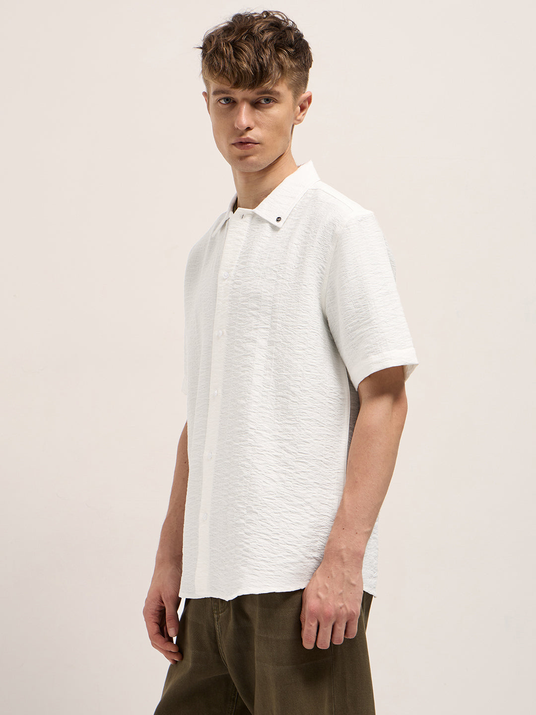 White Crinkled Textured Regular Fit Half-Sleeve Casual Shirt