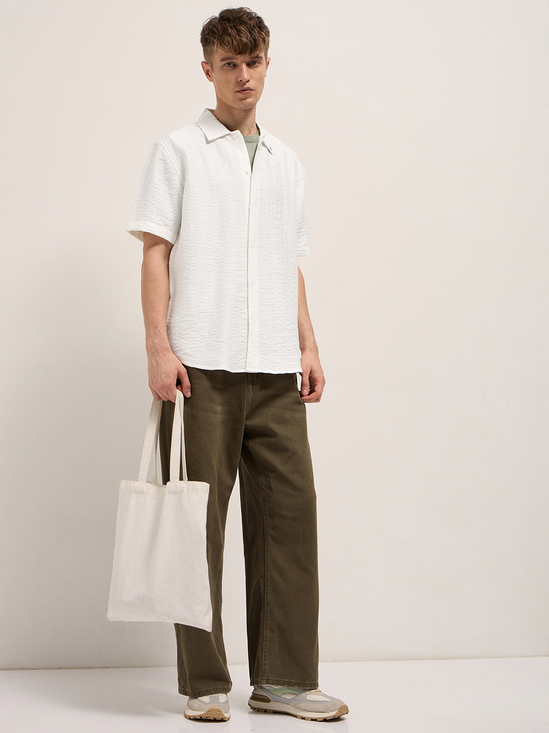 White Crinkled Textured Regular Fit Half-Sleeve Casual Shirt