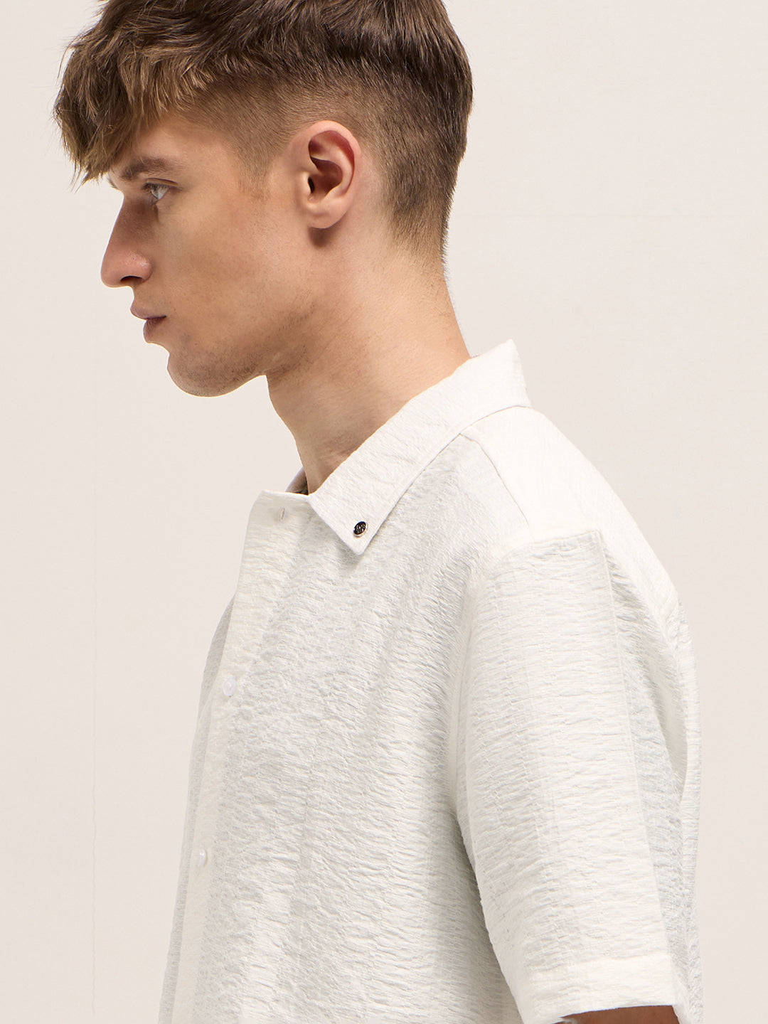 White Crinkled Textured Regular Fit Half-Sleeve Casual Shirt