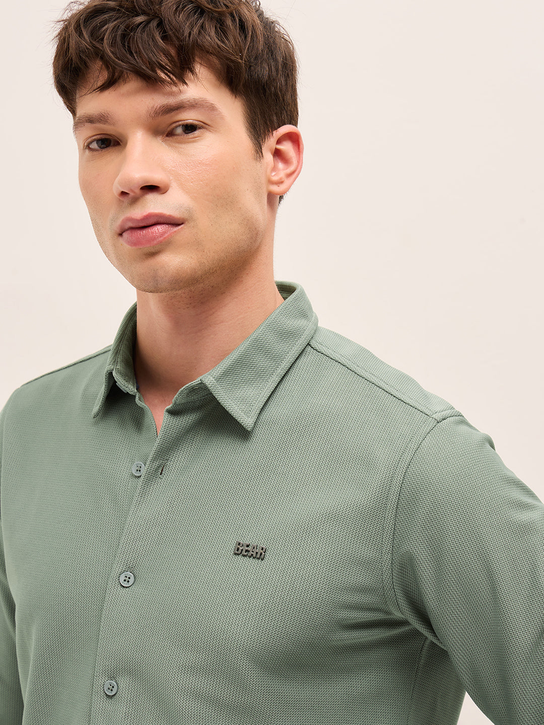 Green Woven Textured Regular Fit Casual Shirt