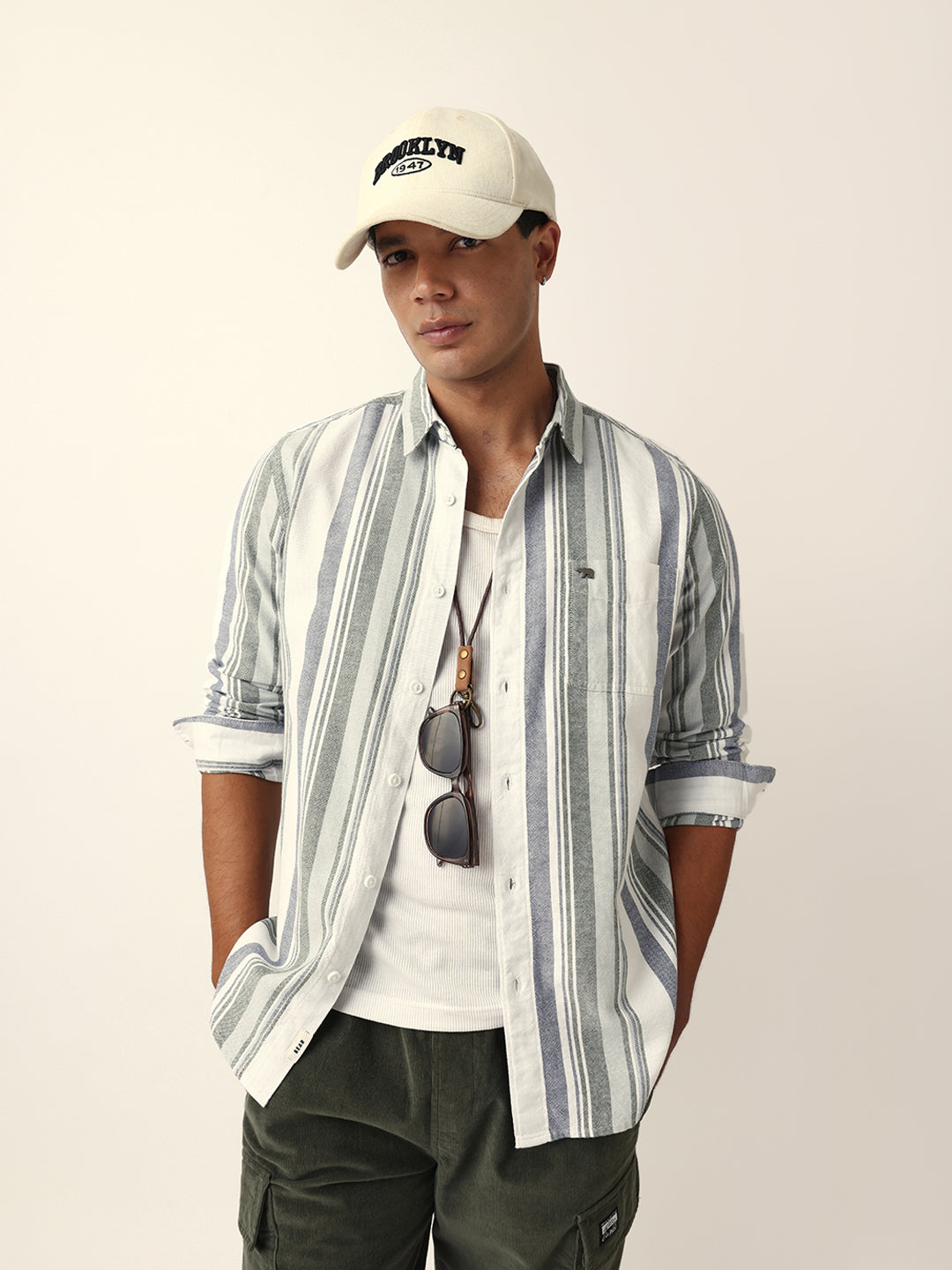 Multicolor Vertical Woven Stripe Slim Fit Casual Shirt