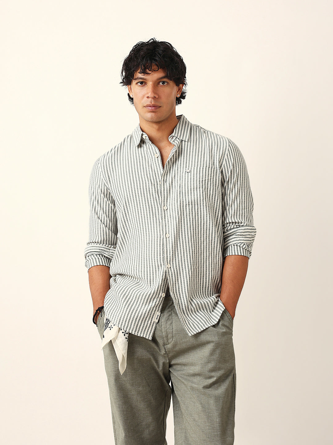 Green & White Vertical Woven Pinstriped Slim Fit Casual Shirt