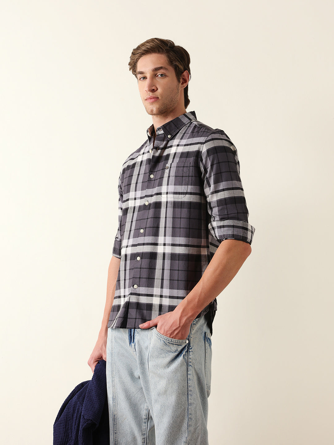 Charcoal Grey Woven Checkered Slim Fit Casual Shirt