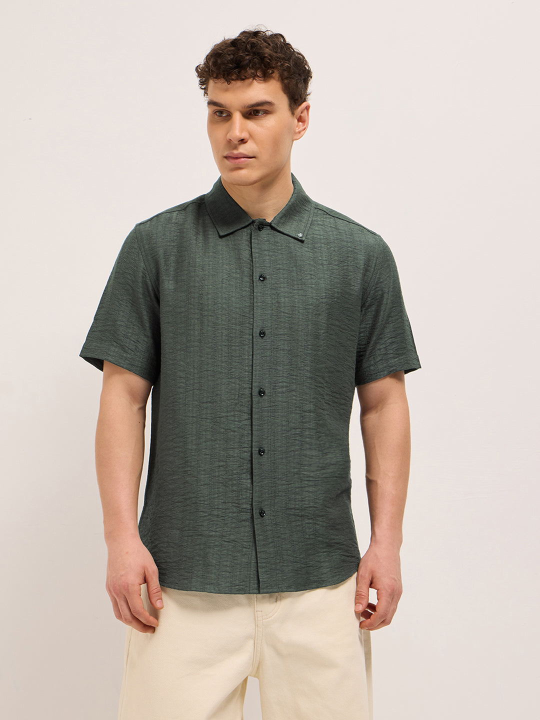Olive Crinkled Textured Regular Fit Half-Sleeve Casual Shirt