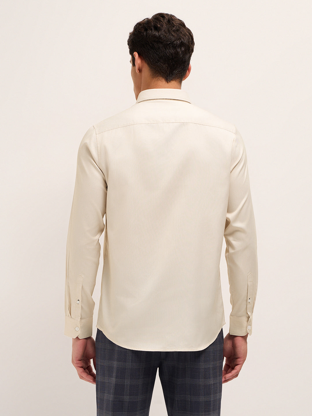 Cream Herringbone Woven Tailored Fit Formal Shirt