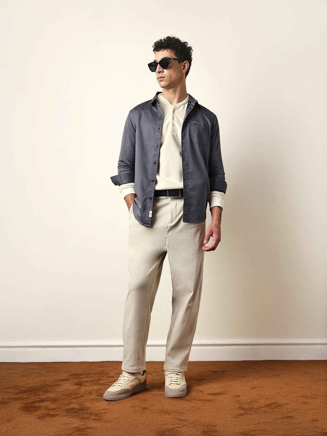 Grey Solid Slim-Fit Casual Shirt with Button-Down Collar