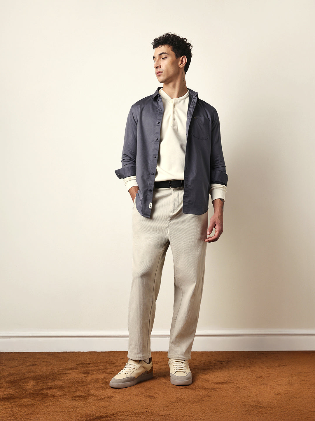 Grey Solid Slim-Fit Casual Shirt with Button-Down Collar